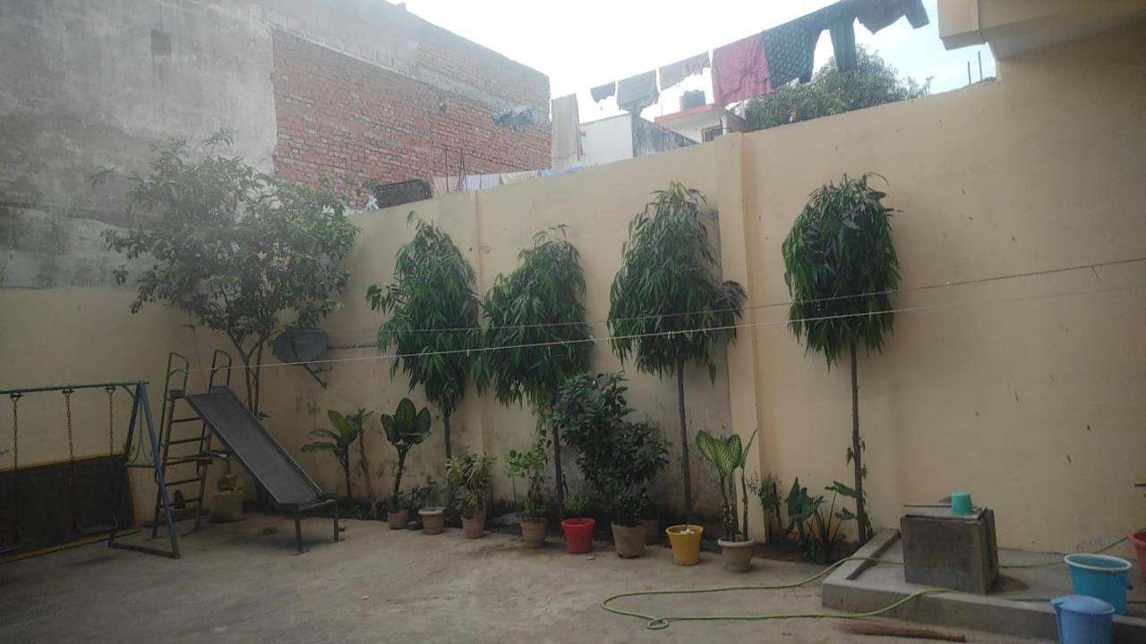 Jms Girls Varanasi